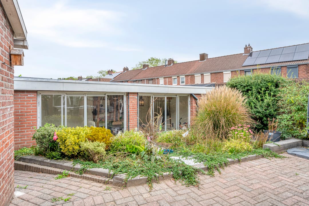 Foto 22 van Broeksittarderweg 128