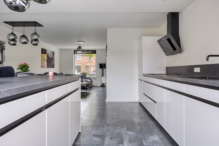 Foto 7 van Pieter de Hooghstraat 24