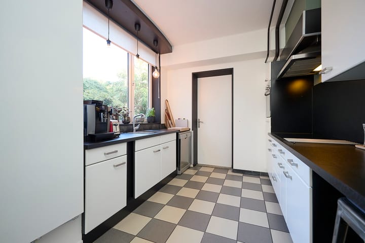 Foto 9 van Leeuwenlaan 14