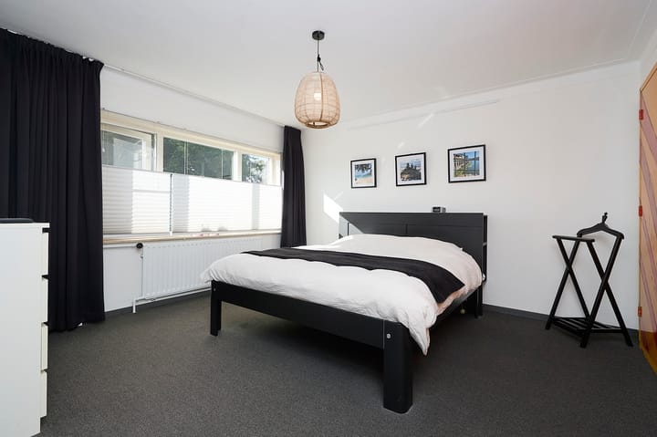 Foto 10 van Leeuwenlaan 14