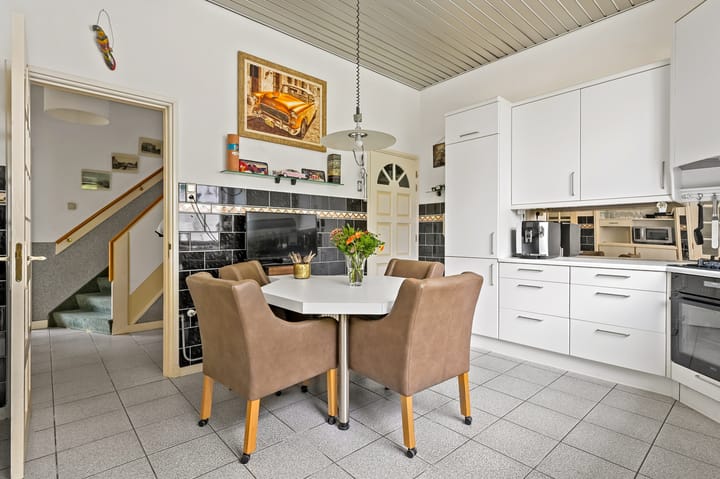 Foto 11 van Voorstraat 10-A