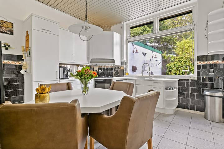 Foto 10 van Voorstraat 10-A