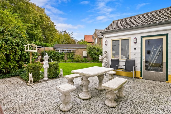 Foto 16 van Voorstraat 10-A