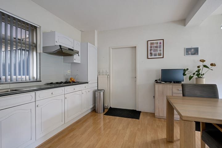 Photo 12 of Barnar 88