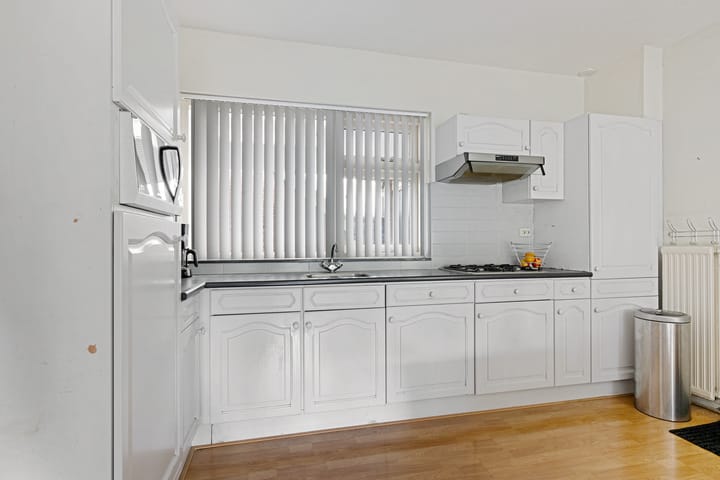 Photo 13 of Barnar 88