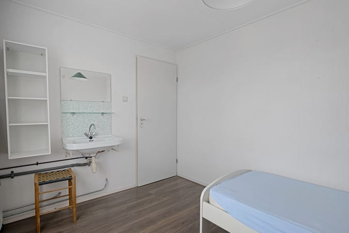 Photo 25 of Barnar 88