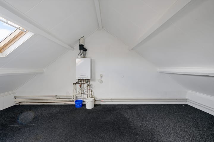 Photo 36 of Barnar 88