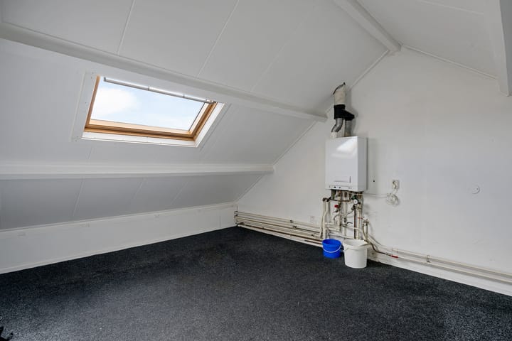 Photo 37 of Barnar 88