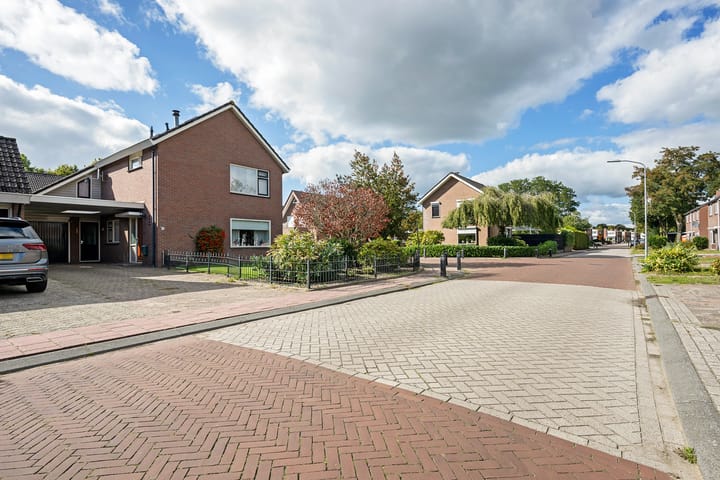 Photo 42 of Barnar 88