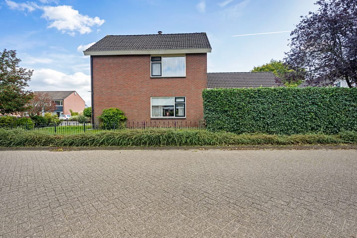 Photo 44 of Barnar 88