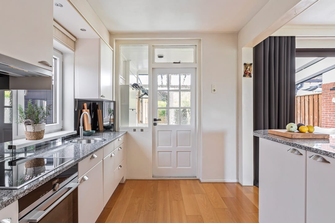 Photo 13 of Wielewaalstraat 6