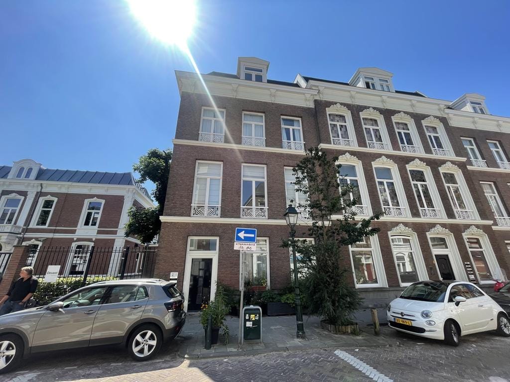 Foto 1 van Van de Spiegelstraat 14-B