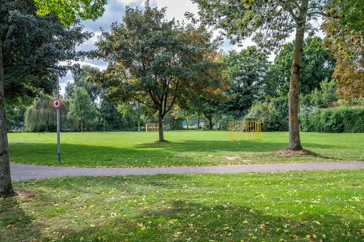 Foto 38 van Lisztstraat 4