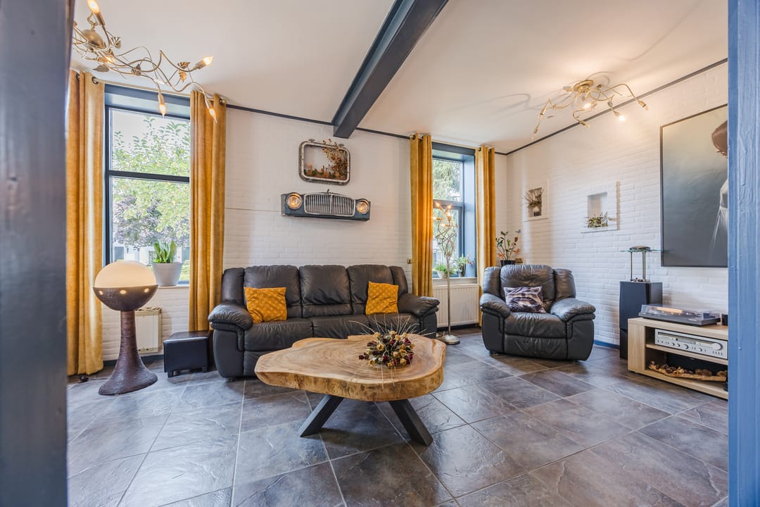 Photo 2 of Karstraat 9