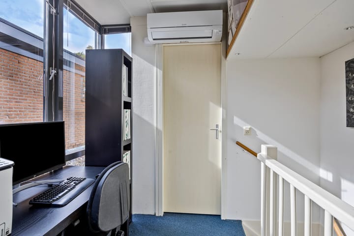 Foto 21 van Kruidendreef 56