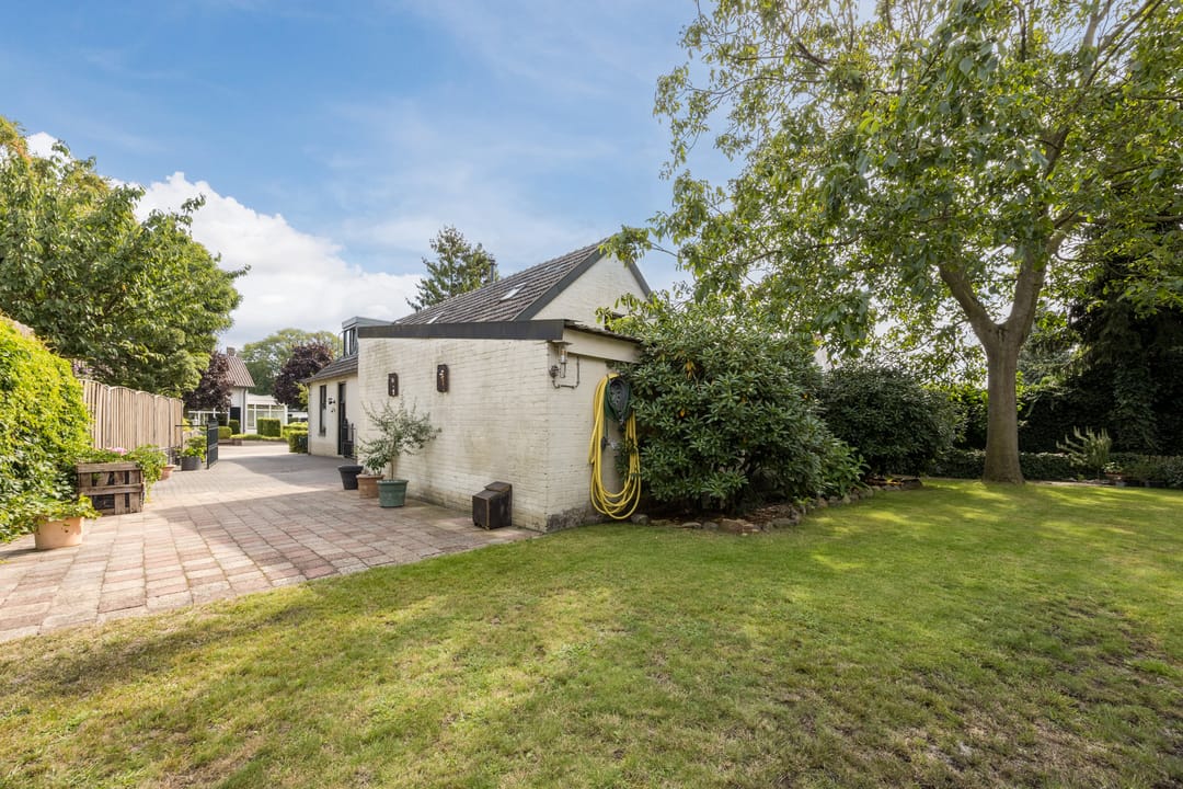 Photo 28 of Karstraat 9