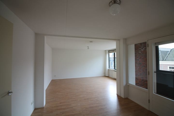 Photo 5 of Laat 212-B