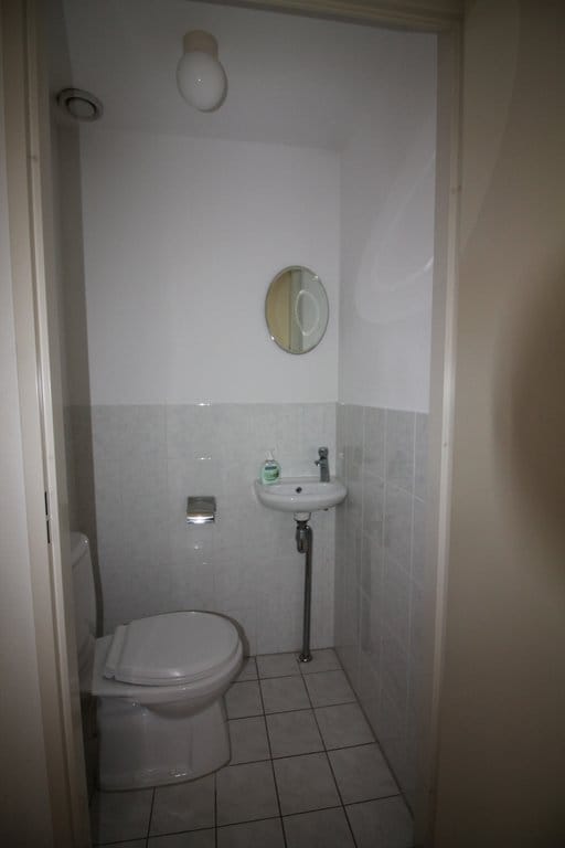 Photo 13 of Laat 212-B