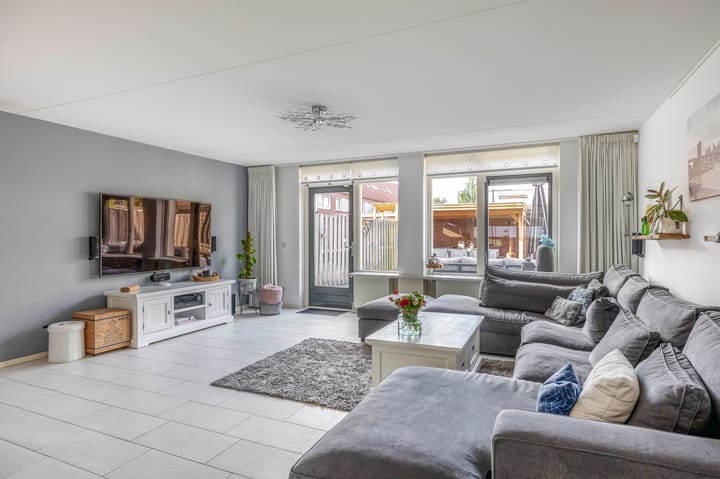 Foto 13 van Aarlanderveenstraat 23