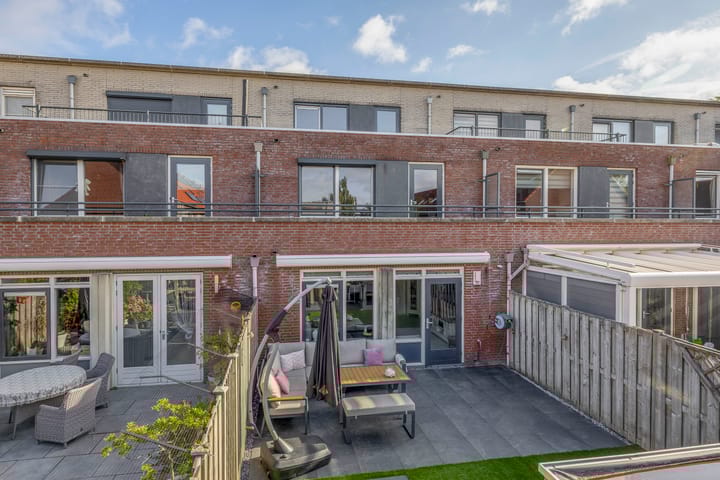 Foto 22 van Aarlanderveenstraat 23