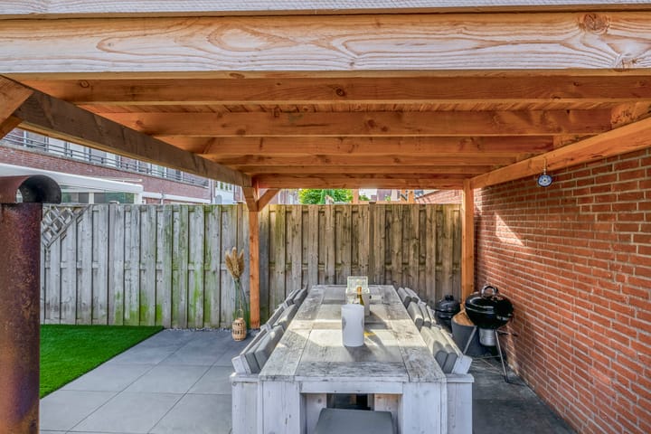 Foto 23 van Aarlanderveenstraat 23