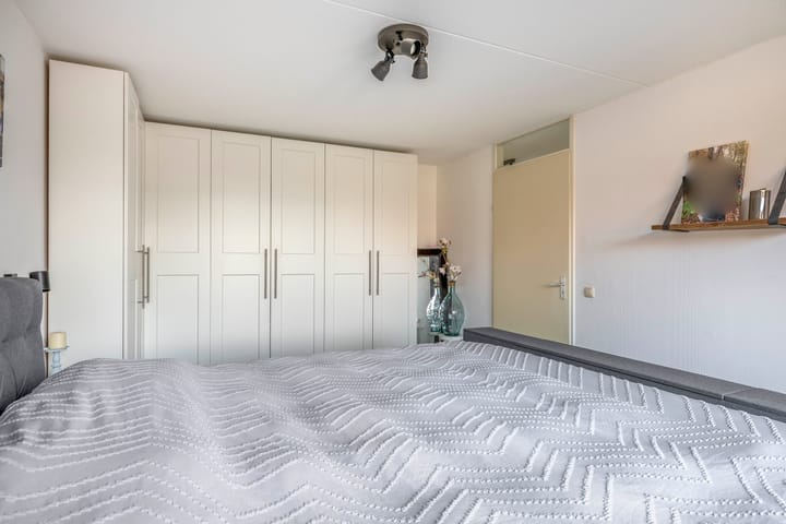 Foto 27 van Aarlanderveenstraat 23