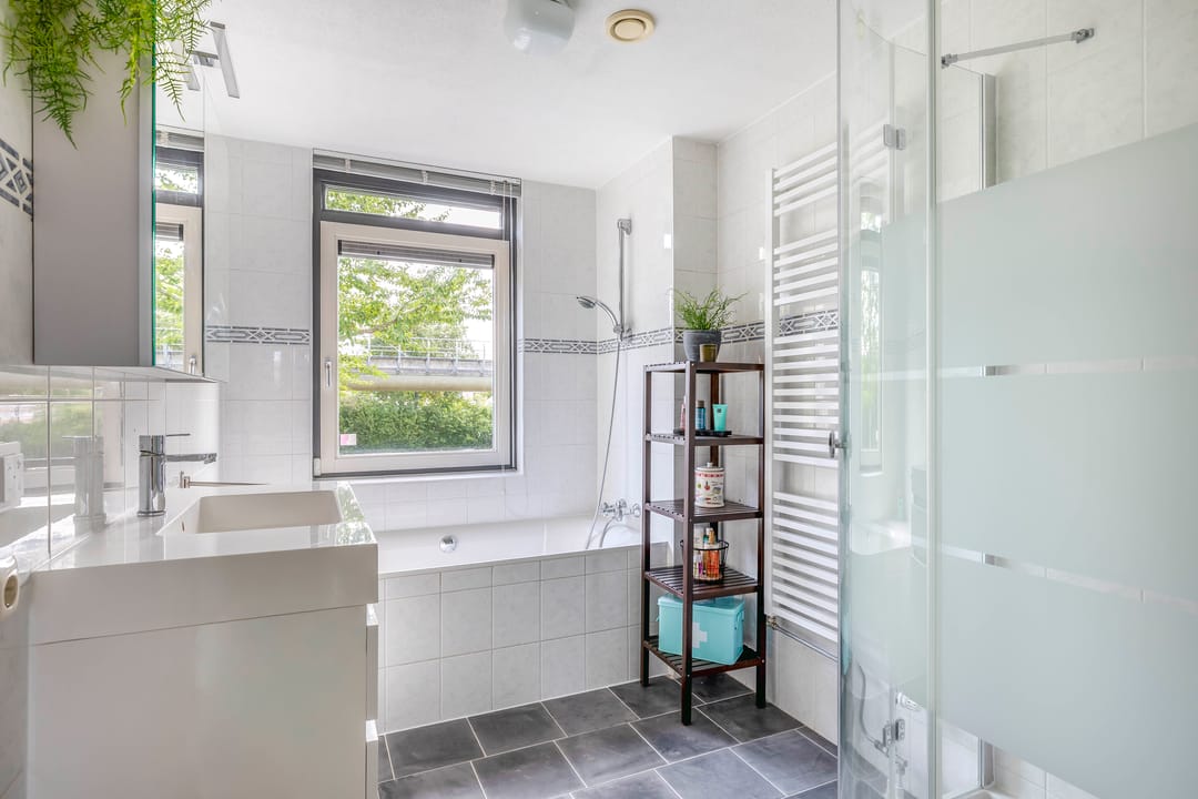 Foto 28 van Aarlanderveenstraat 23