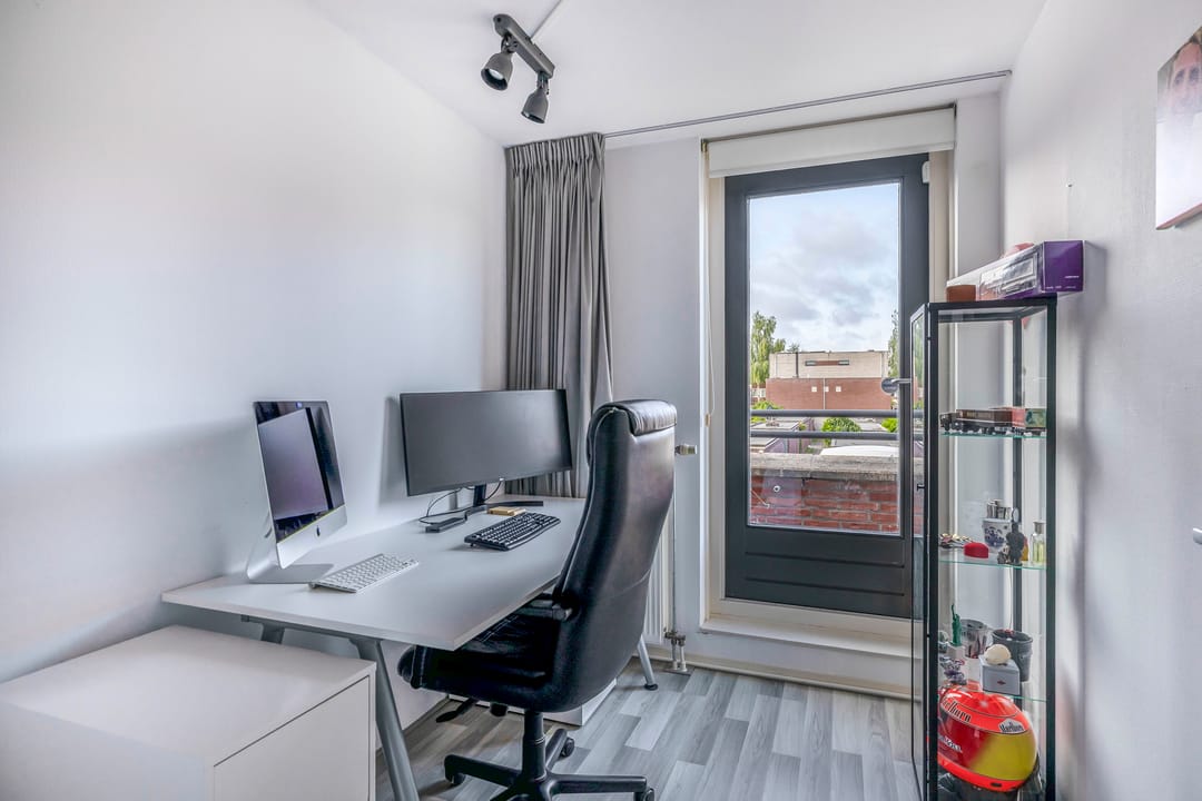 Foto 31 van Aarlanderveenstraat 23