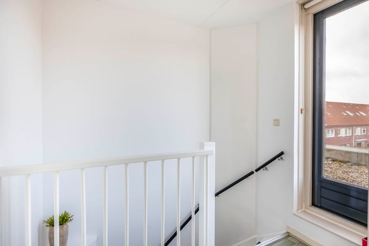 Foto 37 van Aarlanderveenstraat 23