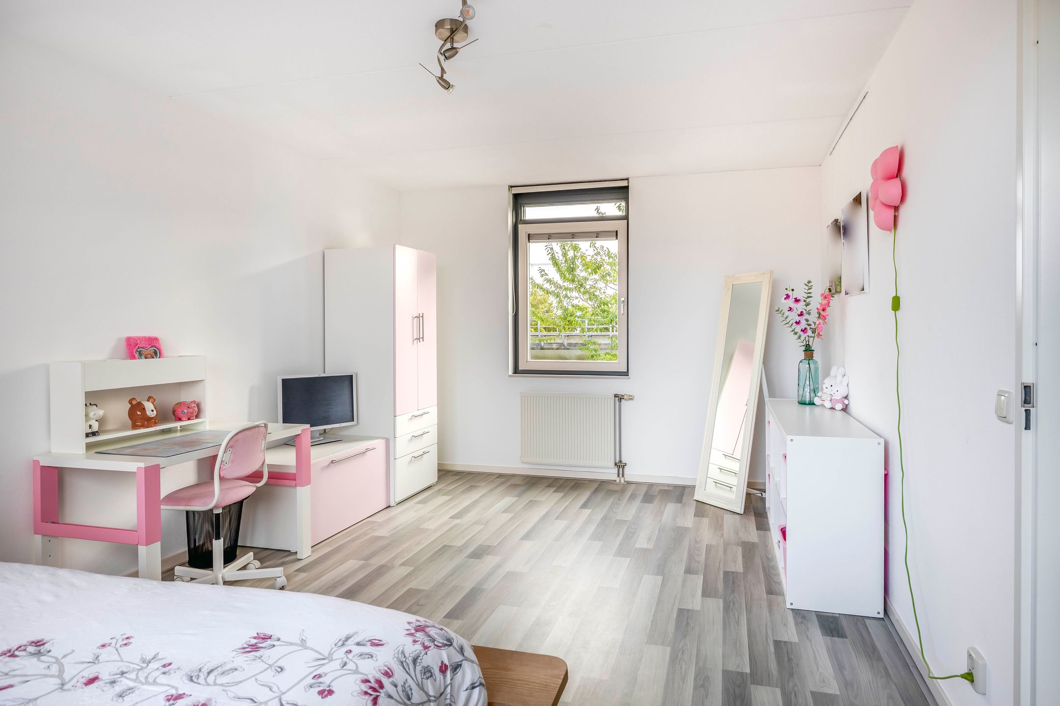 Foto 39 van Aarlanderveenstraat 23