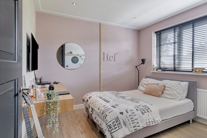 Photo 21 of Tarwestraat 14