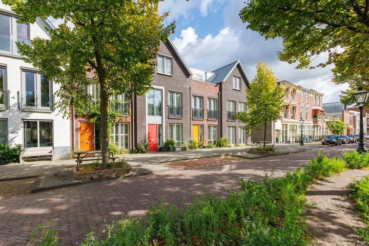 Photo 2 of Haarlemmerweg 42-B