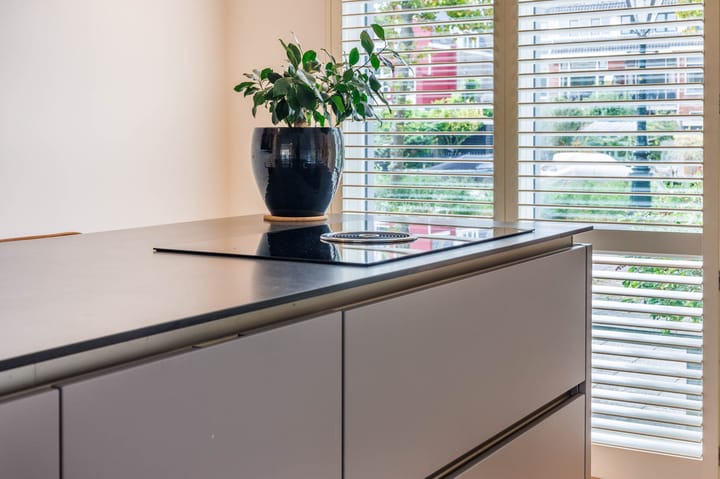 Photo 16 of Haarlemmerweg 42-B