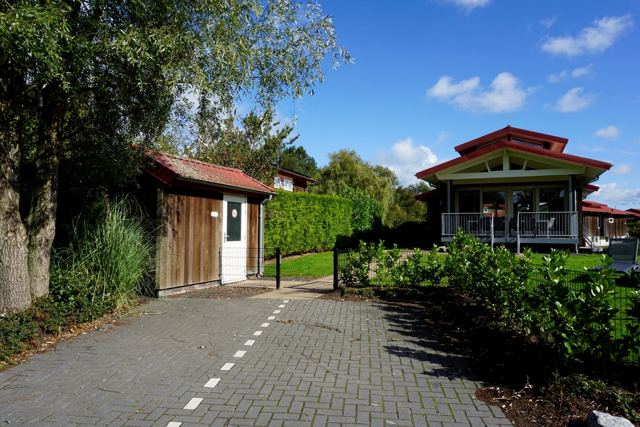 Photo 3 of Rijksstraatweg 80-115