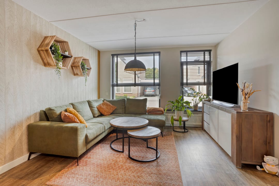 Photo 7 of Pinksterbloem 39