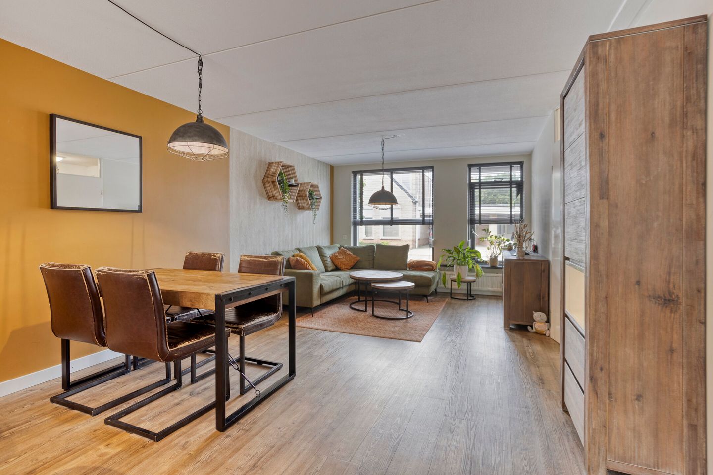 Photo 10 of Pinksterbloem 39