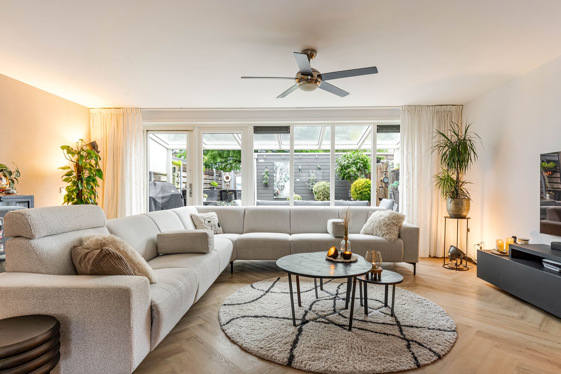 Foto 12 van Monetstraat 13