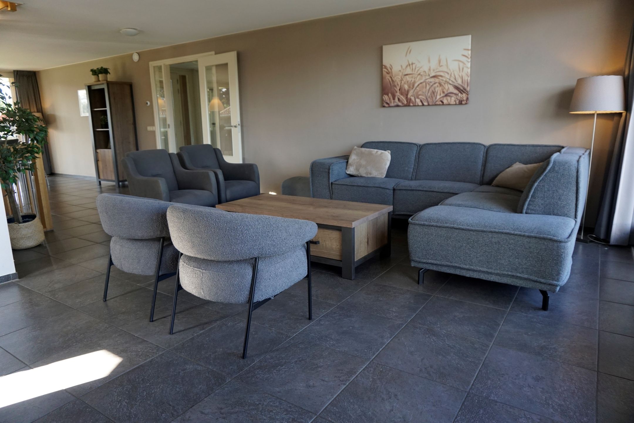 Photo 12 of Rijksstraatweg 80-115