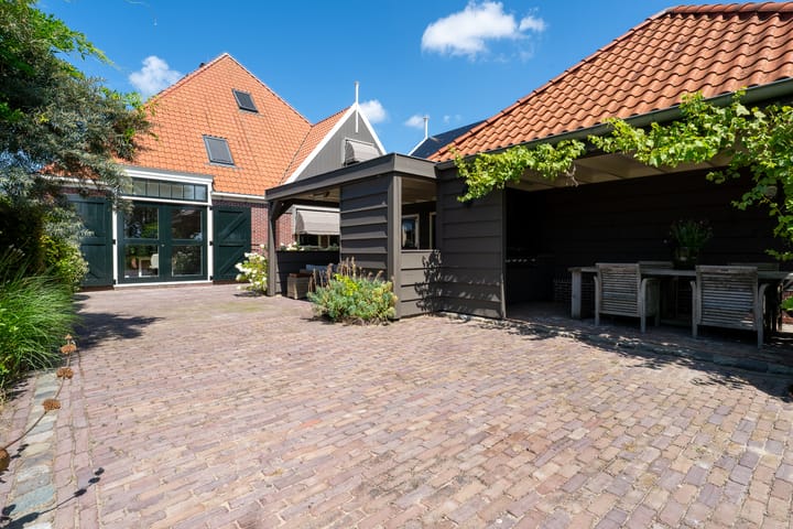 Photo 90 of Jan Glijnisweg 14-B