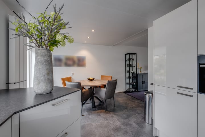 Foto 10 van Rosmolenstraat 9