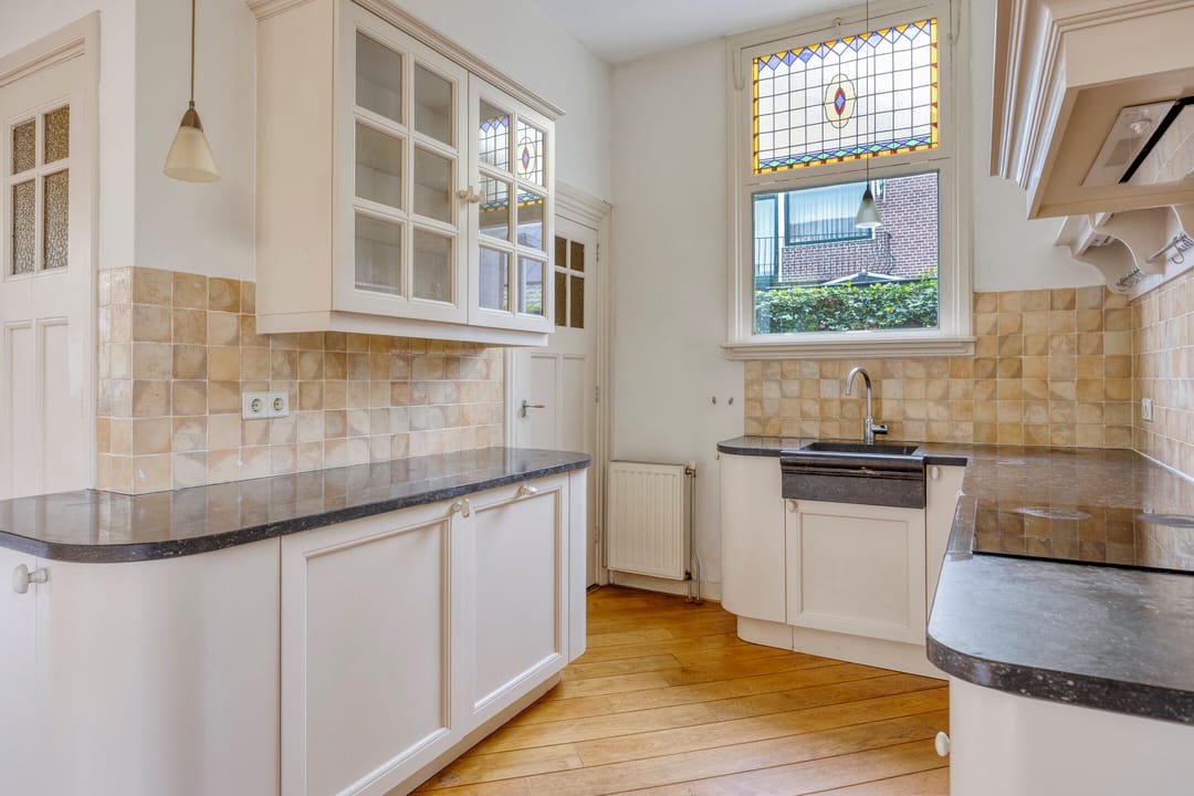 Foto 7 van Burg de Zeeuwstraat 58