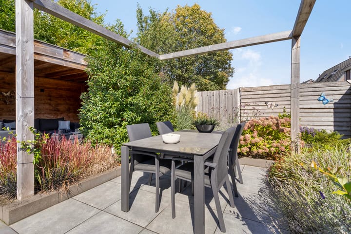 Foto 4 van Kristalstoep 22