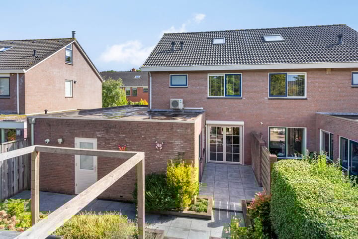 Foto 35 van Kristalstoep 22