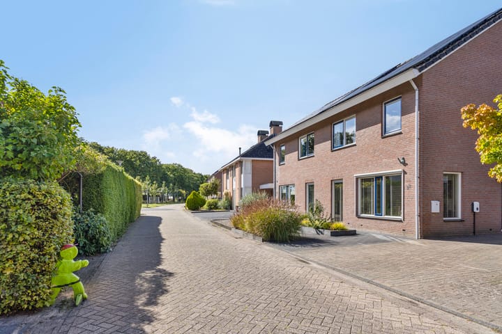 Foto 45 van Kristalstoep 22