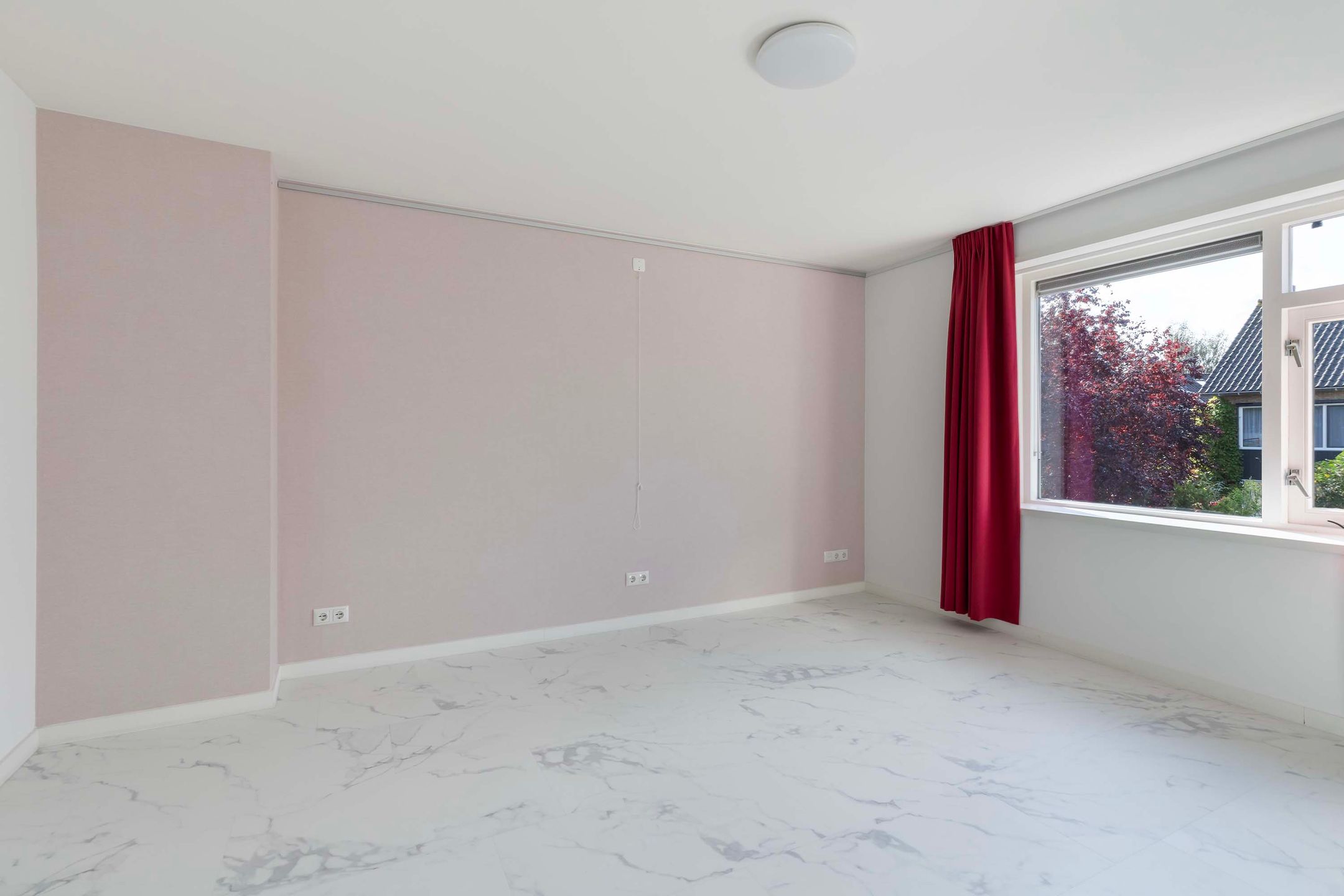 Foto 12 van Saffierstraat 52