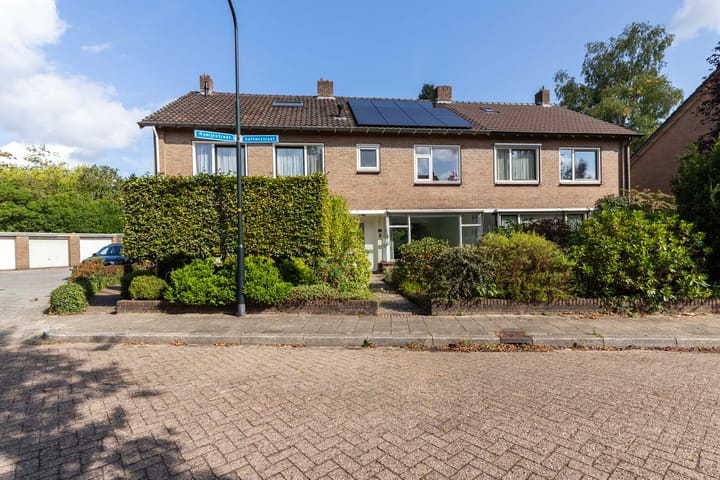 Foto 28 van Saffierstraat 52