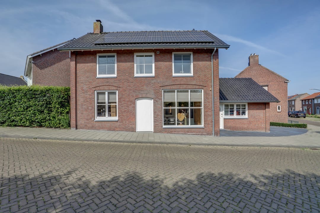 Foto 41 van Vincent van Goghstraat 1