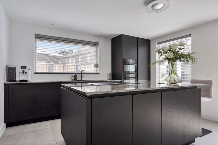 Photo 13 of Schoolstraat 2