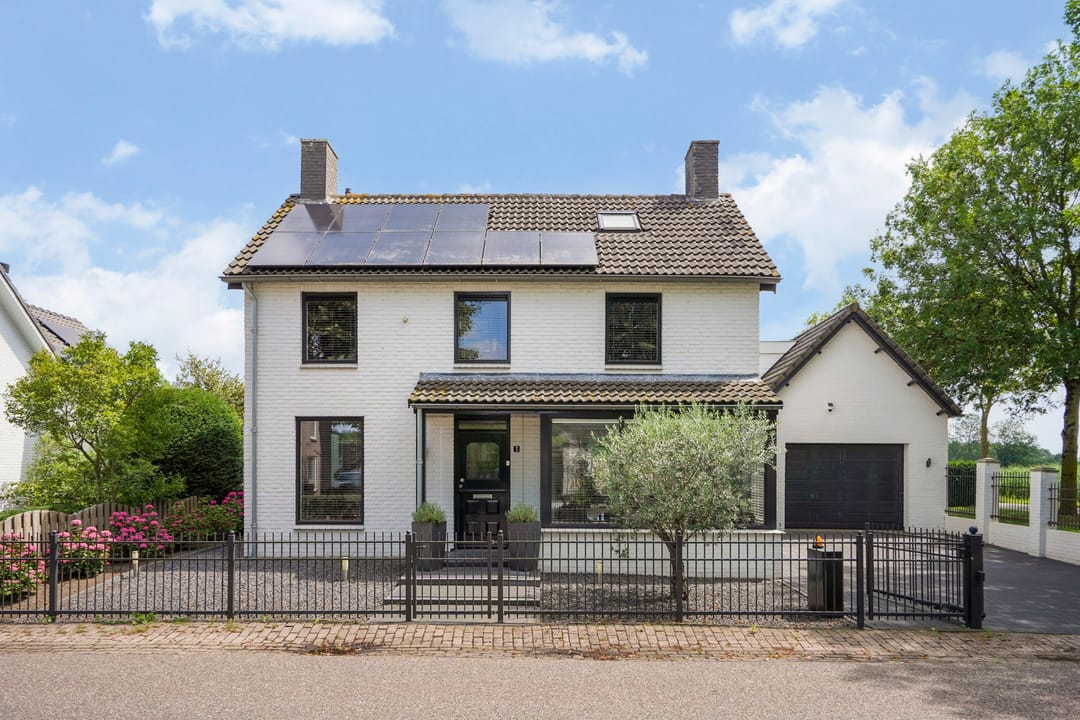 Photo 47 of Schoolstraat 2