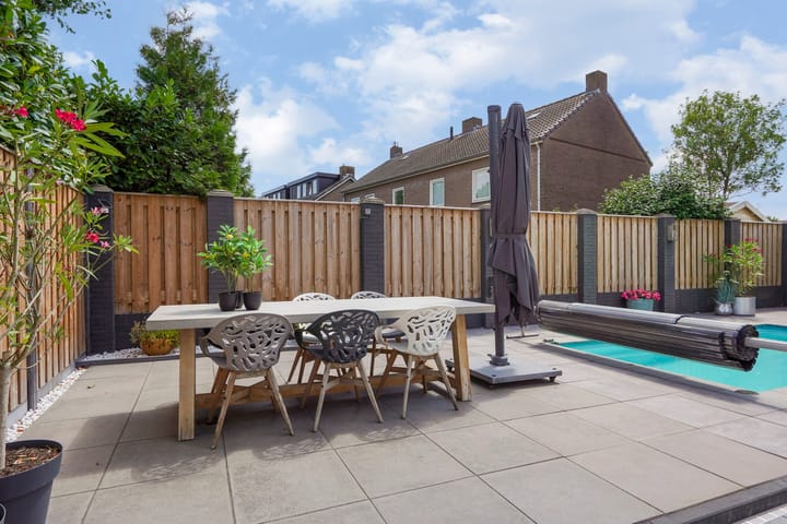 Photo 41 of Schoolstraat 2